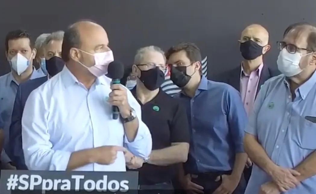 COMBATE AO CÂNCER