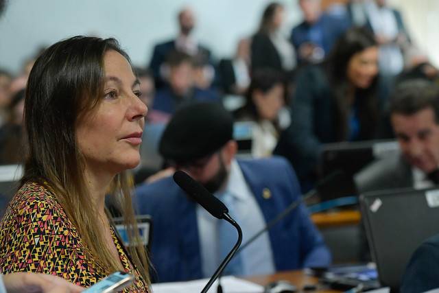 ACESSO A ÓRTESES E PRÓTESES